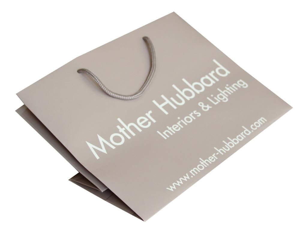 luxury Light shopping paper bag with OEM logo